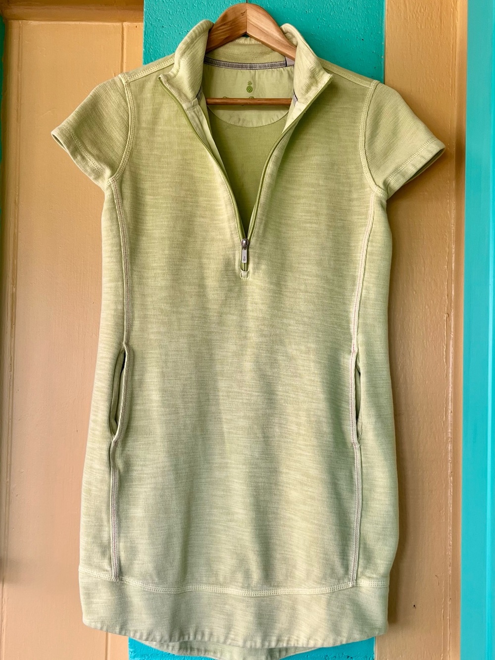 Tommy Bahama Light Sage Short-Sleeve Quarter-Zip Knit Mini Dress | Size XS